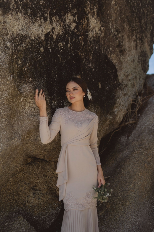 Cassandra - Ecru Nude Cassandra - Ecru Nude