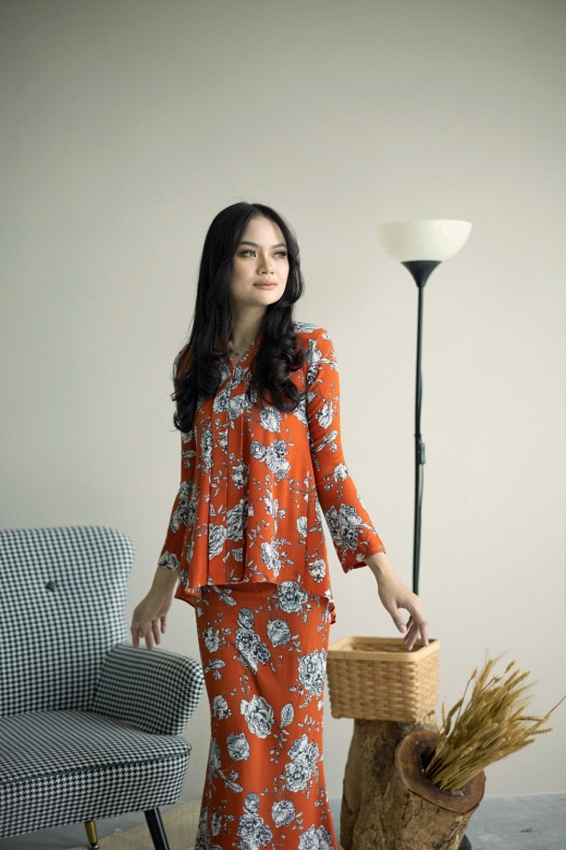 Aubree Kebaya Ironless 12.0 - Mandarin Aubree Kebaya Ironless 12.0 - Mandarin