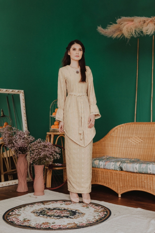 Priyanka Saree Kebaya - Nude Latte