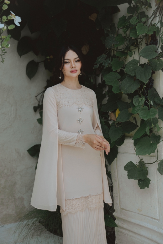 Elysia Long Kurung - Beige