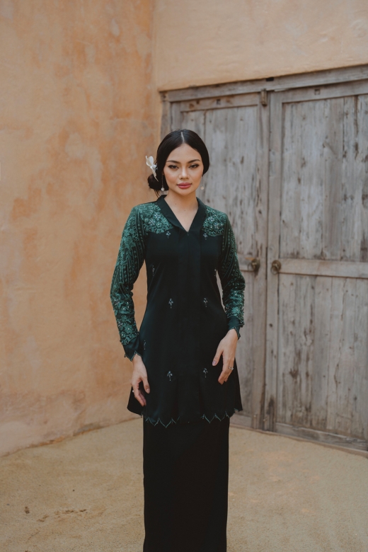 Adinda Kebaya - Dark Emerald