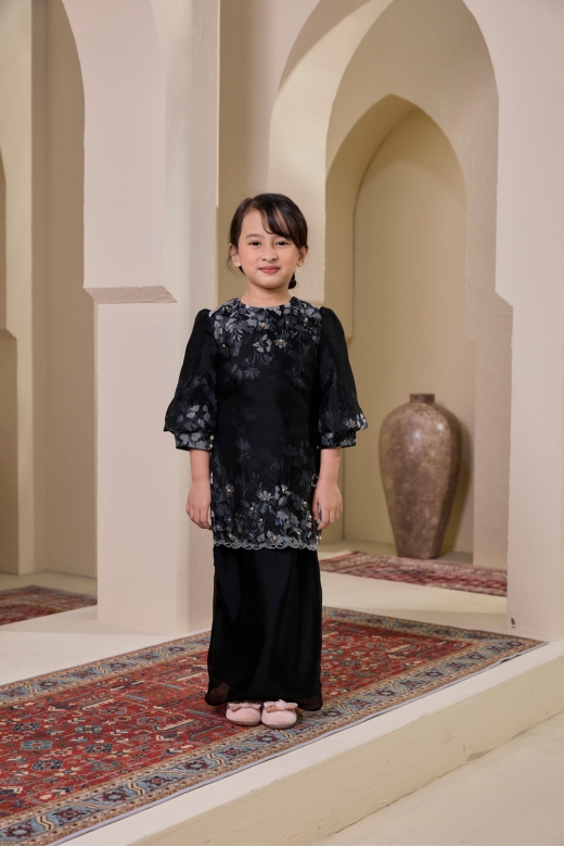 Iris Riau Modern Kurung  ( Girl )  - black