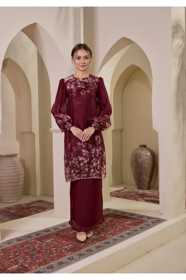 Iris Riau Modern Kurung - Cherry Maroon