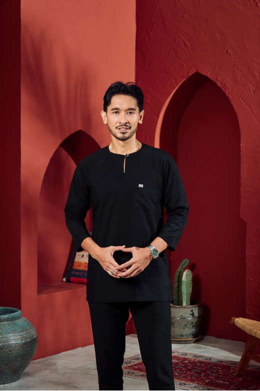 Rumii Johor Tops - Black