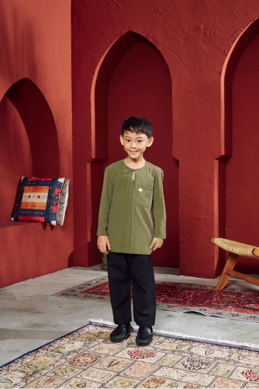 Rumii Johor Tops ( Boy ) - Olive