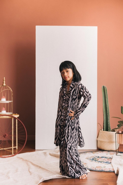 Sedondon Kebaya ( KIDS ) - Smoke Lilac